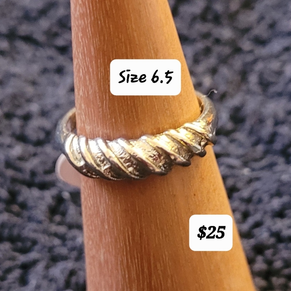 Vintage Silver Ring Size 6.5